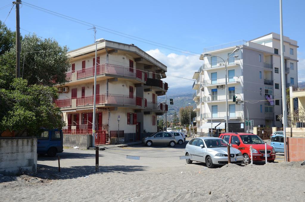 Casa Susanna Fondachello  Extérieur photo