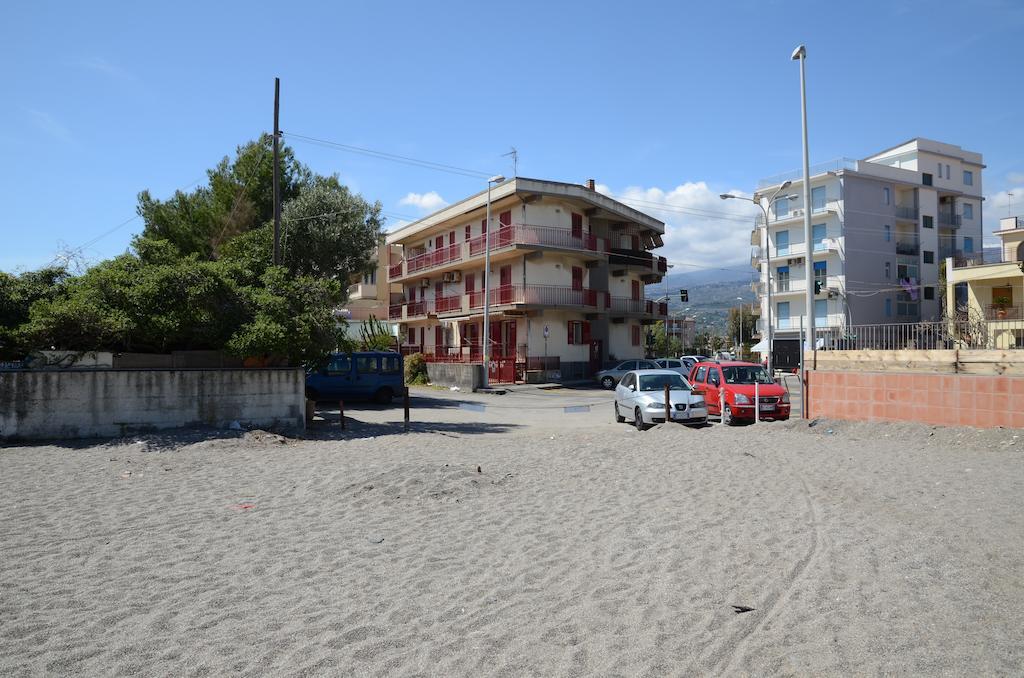 Casa Susanna Fondachello  Extérieur photo