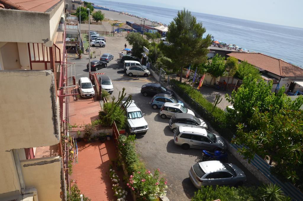 Casa Susanna Fondachello  Extérieur photo